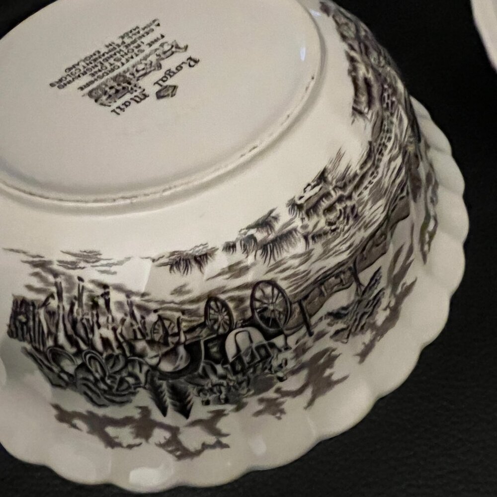 Transfer ware Brown Ironstone Casserole Bowl - Picture 10 of 12
